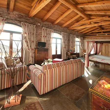 Tiboldi 팜스테이 *